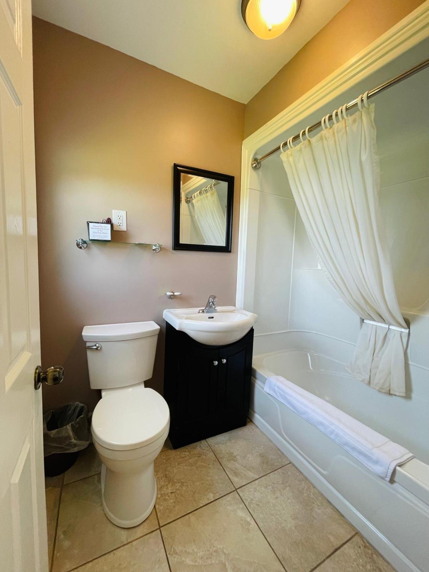 Scenic Motel Moncton Dış mekan fotoğraf